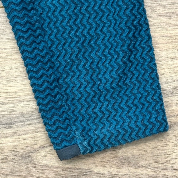 Patagonia R1 Air Full-Zip Hoody in CTRB - Crater Blue Size Medium - Picture 16 of 16